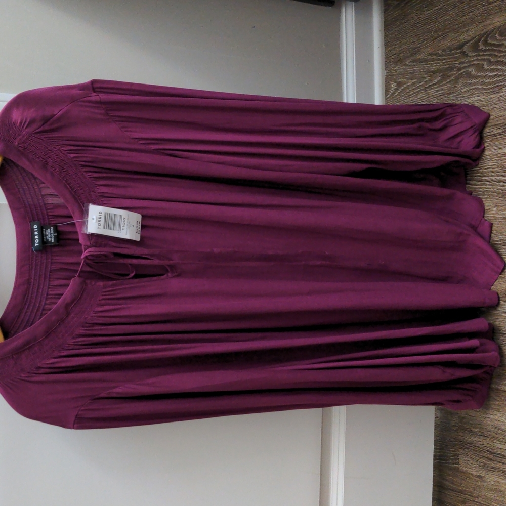 NWT Torrid Brand Romantic  Poet Blouse in Purple Size 6 or 30